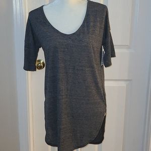 Grey old navy shirt